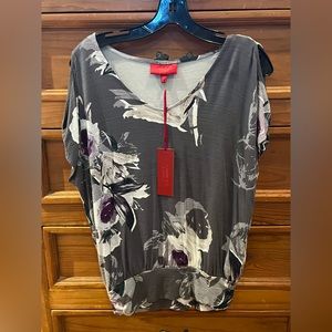 NWT Jennifer Lopez Banded Kimono T-Shirt